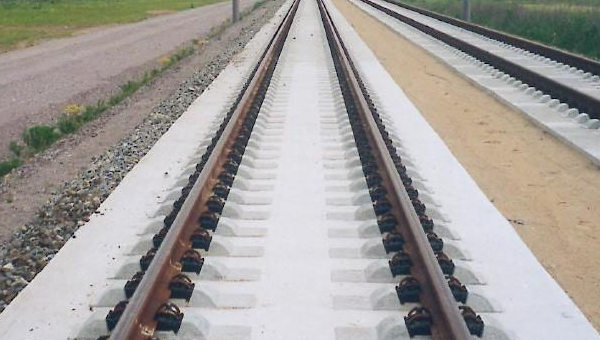 汇瑞铁轨轨道修补剂使用方法